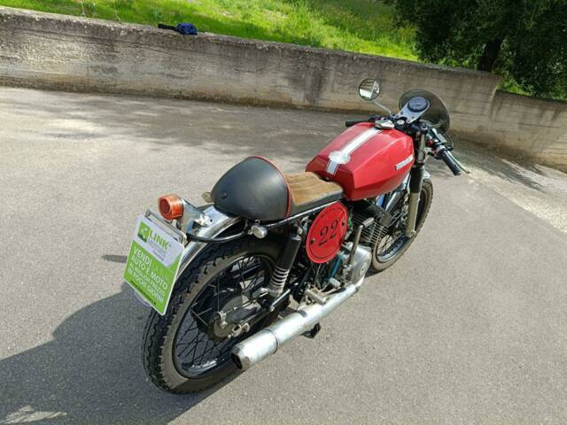 Moto Guzzi 254