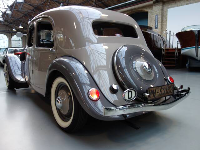 Citroën Traction Avant 7 C