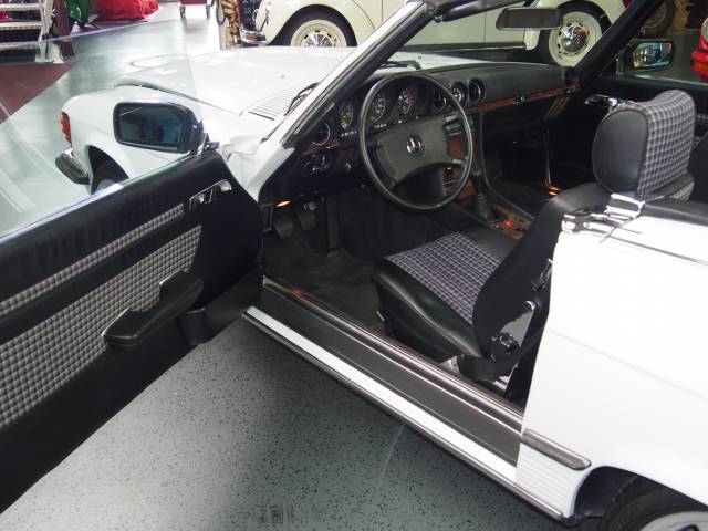 Mercedes-Benz 300 SL