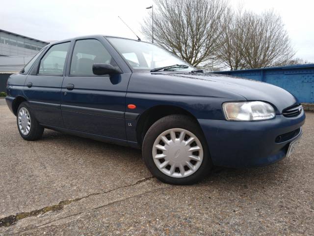 Image 1/16 of Ford Escort 1.4i (1996)