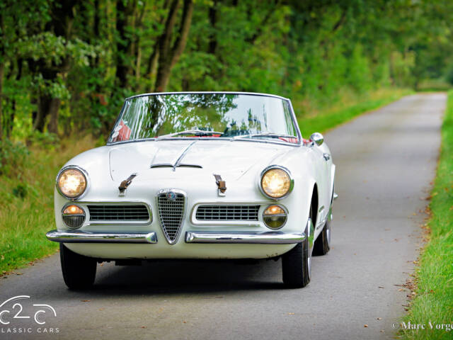 Alfa Romeo 2000 Spider