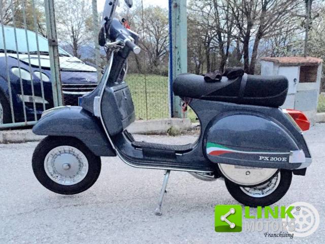 vespa px200