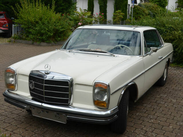 Afbeelding 1/13 van Mercedes-Benz 250 CE (1969)