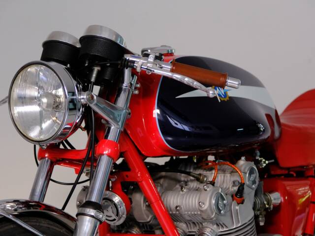 MV Agusta 750 Sport