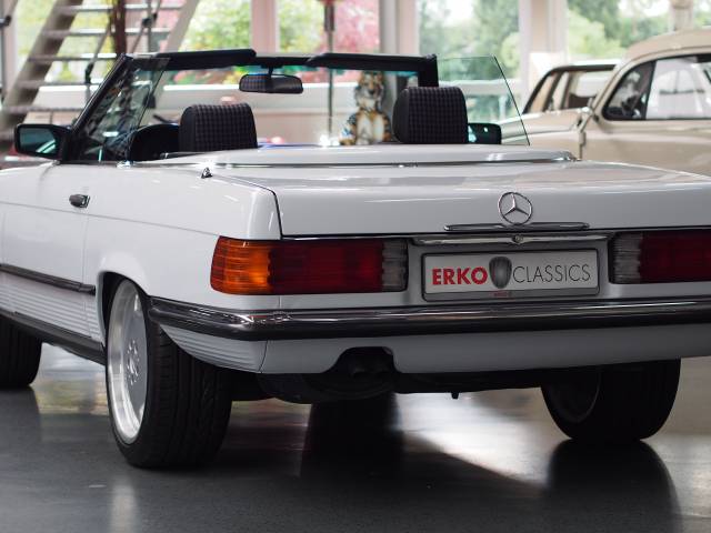 Mercedes-Benz 300 SL