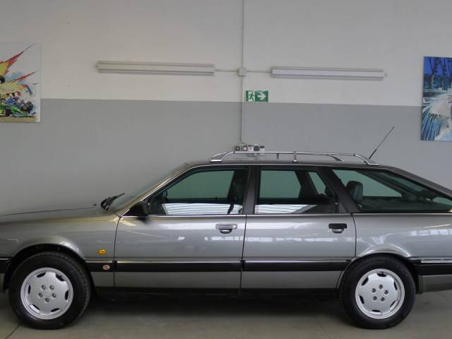 Bild 1/16 von Audi 200 Avant quattro 20V 2,3 (1993)