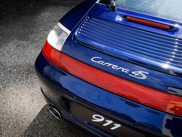 Porsche 911 Carrera 4S