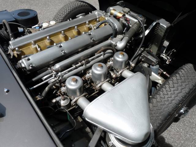 Jaguar E-Type 3.8 Flat Floor