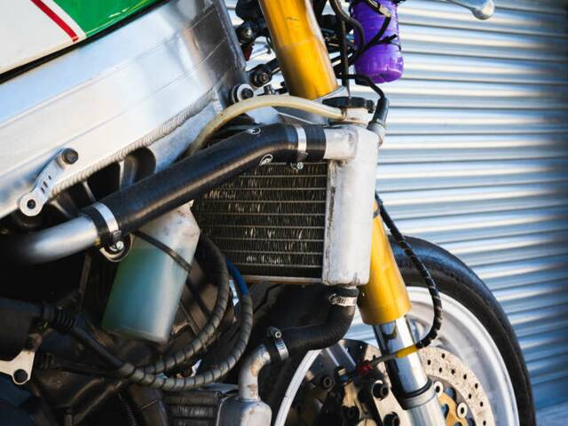 Honda VFR 750R RC36