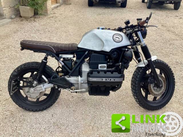 Image 1/10 de BMW DUMMY (1987)