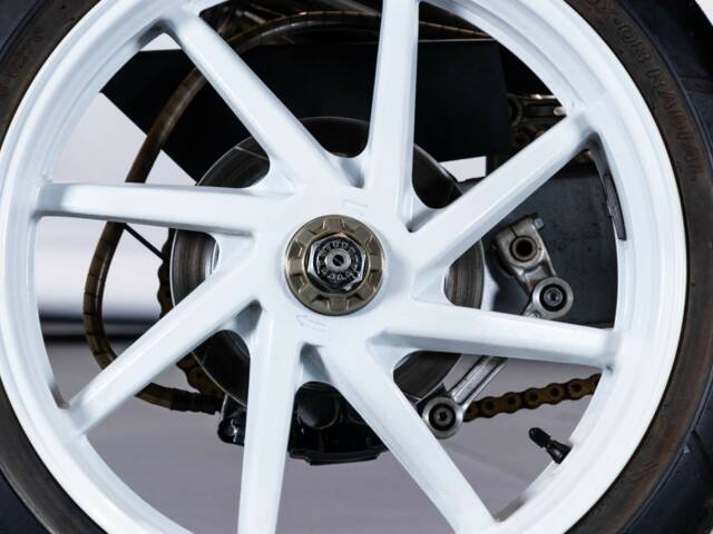 Honda VFR 750R RC 30