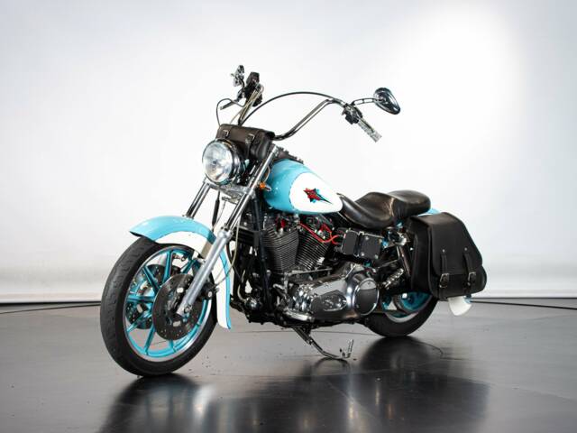 Harley-Davidson Dyna Glide Custom