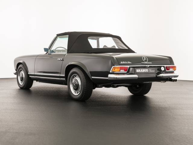 Mercedes-Benz 280 SL
