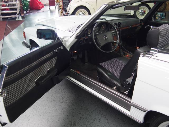 Mercedes-Benz 300 SL