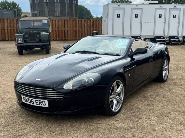 Afbeelding 1/31 van Aston Martin DB 9 Volante (2006)