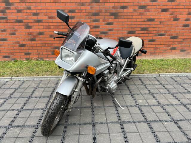 Suzuki GSX 1100 SZ Katana