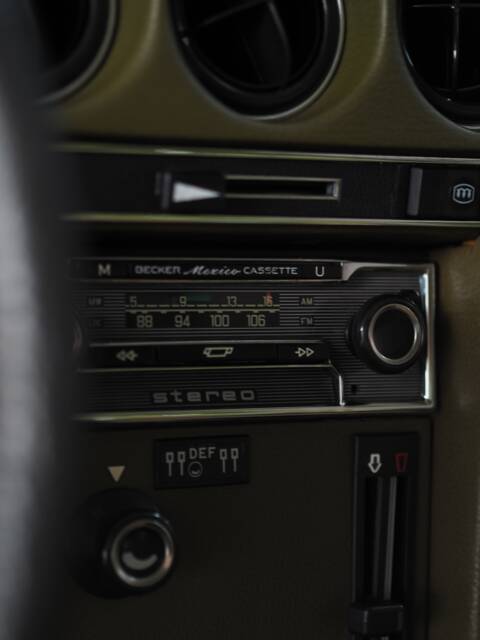 Mercedes-Benz 450 SLC