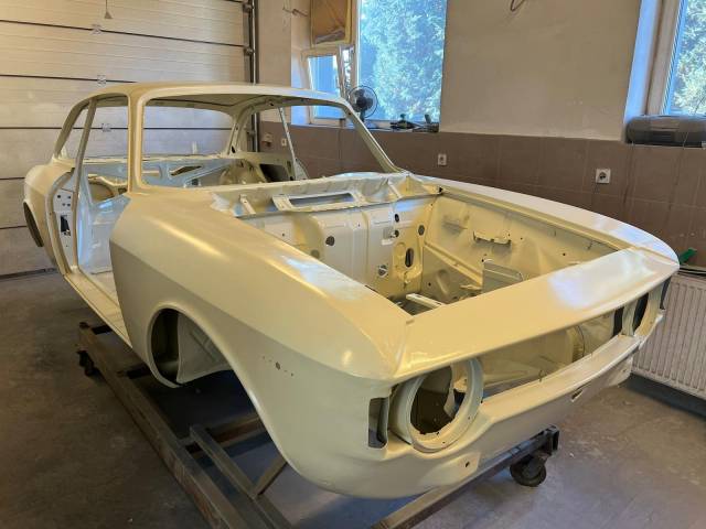 Alfa Romeo Giulia 1600 Sprint GT Veloce
