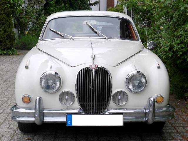 Jaguar Mk II 3.8