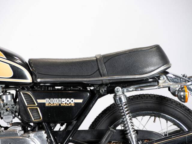 Yamaha TX 500