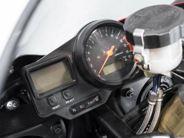 Yamaha YZF 1000 R1