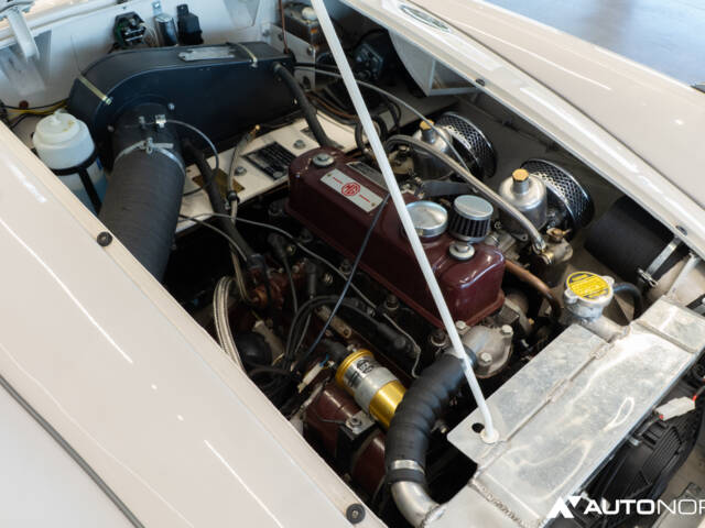 MG MGA 1600