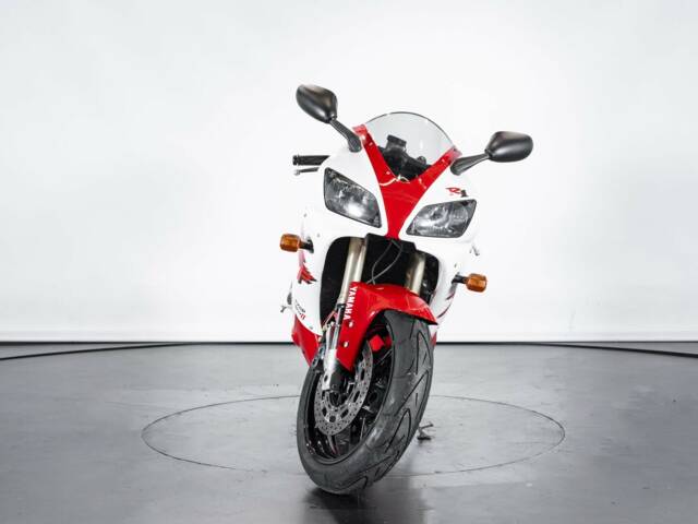 Yamaha YZF 1000 R1