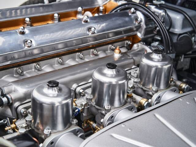 Jaguar E-Type 4.2