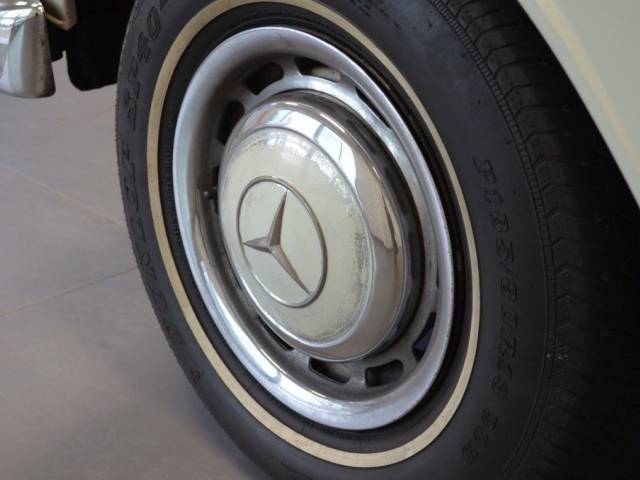Mercedes-Benz 190 c