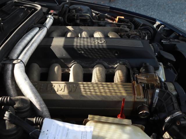 BMW 850i