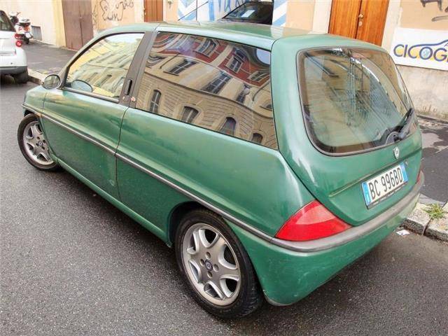 Lancia Y 1.2 16V