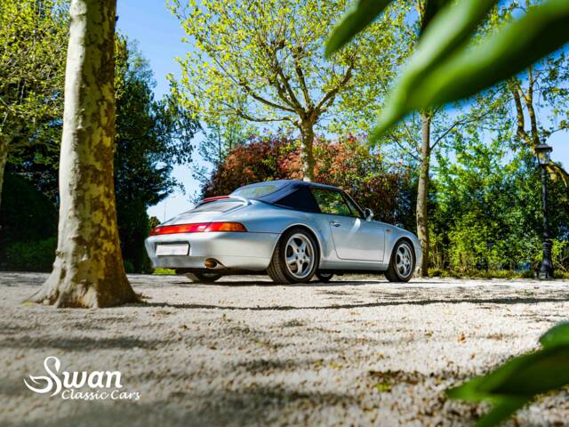 Porsche 911 Carrera
