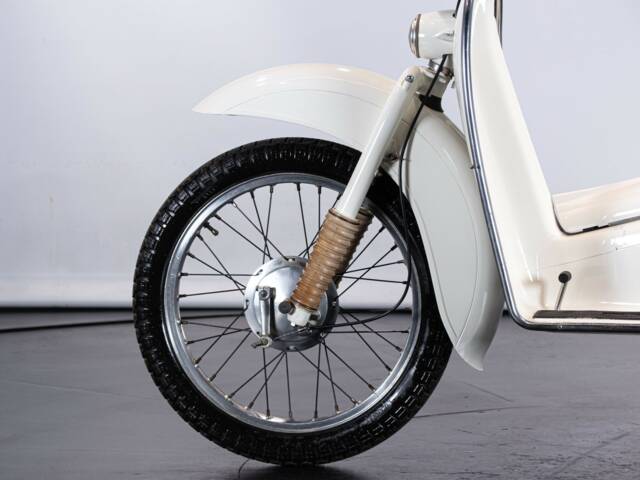 Aermacchi Zeffiro 125