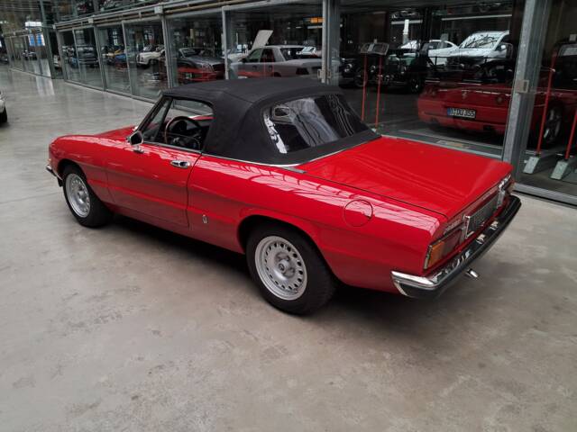 Alfa Romeo 2000 Spider Veloce