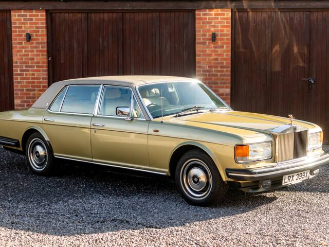 Image 1/24 de Rolls-Royce Silver Spur (1981)