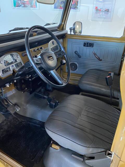 Toyota Land Cruiser BJ 42