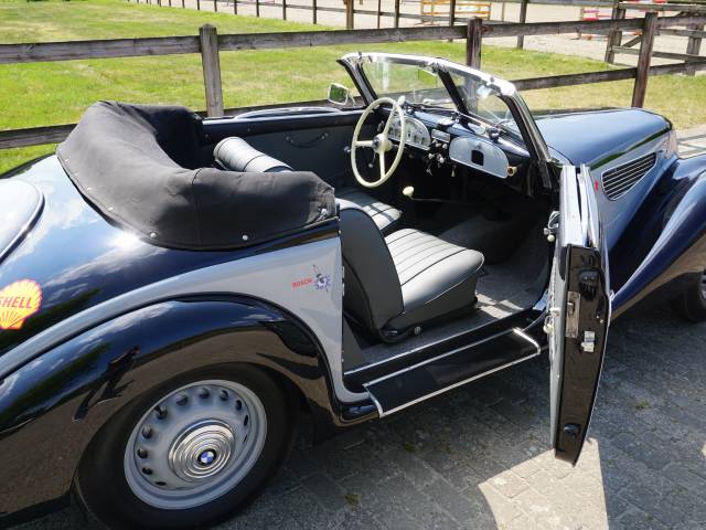 BMW 327