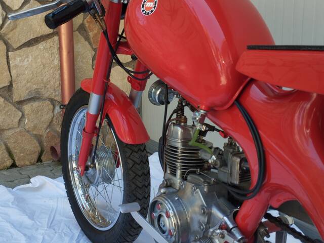 Motom 48