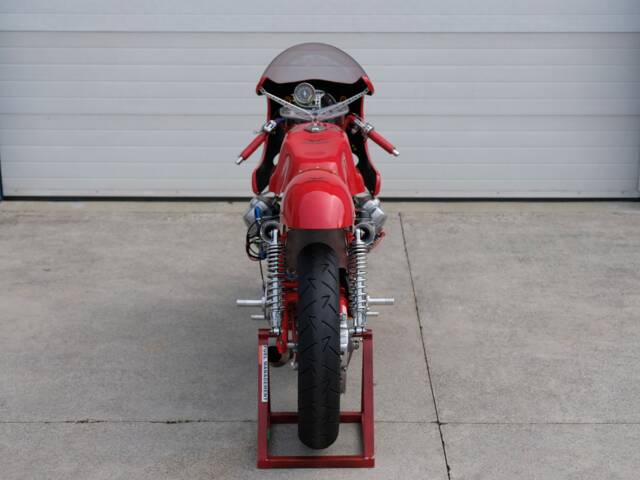 Moto Guzzi V7 850 GT