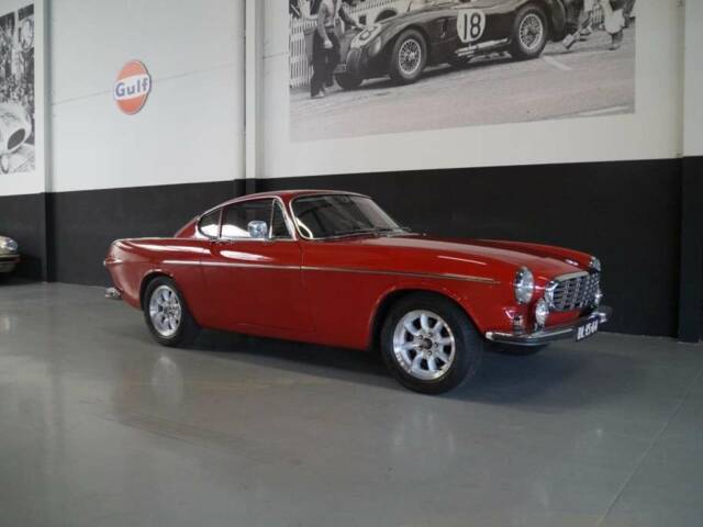 Image 1/35 of Volvo 1800 S (1968)