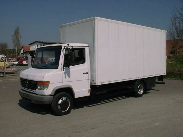 Imagen 1/5 de Mercedes-Benz Vario 815 D (2000)
