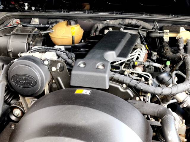 Land Rover Defender 90