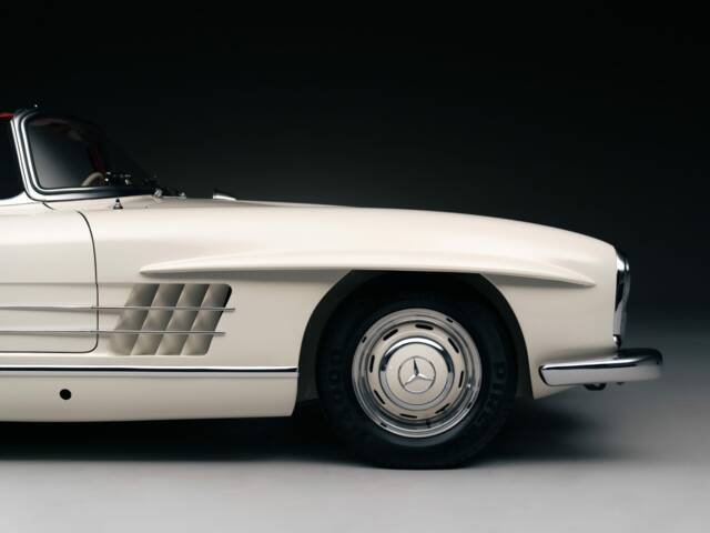 Mercedes-Benz 300 SL Roadster