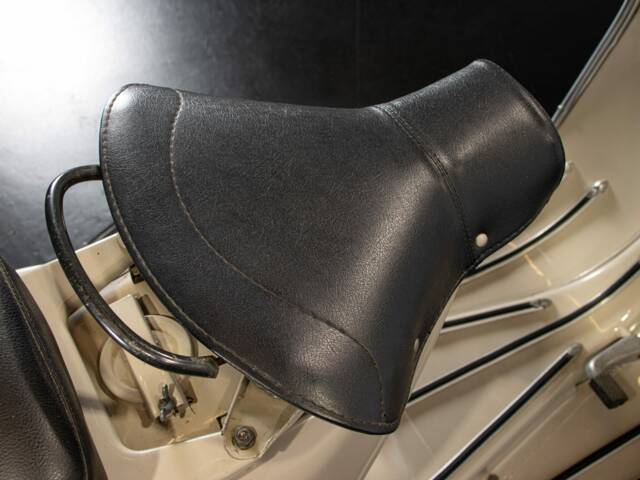 Piaggio Vespa 150 "Struzzo" VL