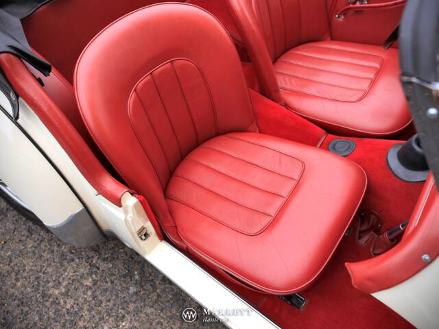 Triumph TR 2