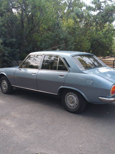 Peugeot 504