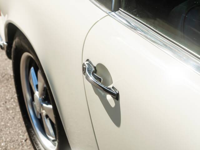 Porsche 911 2.2 T