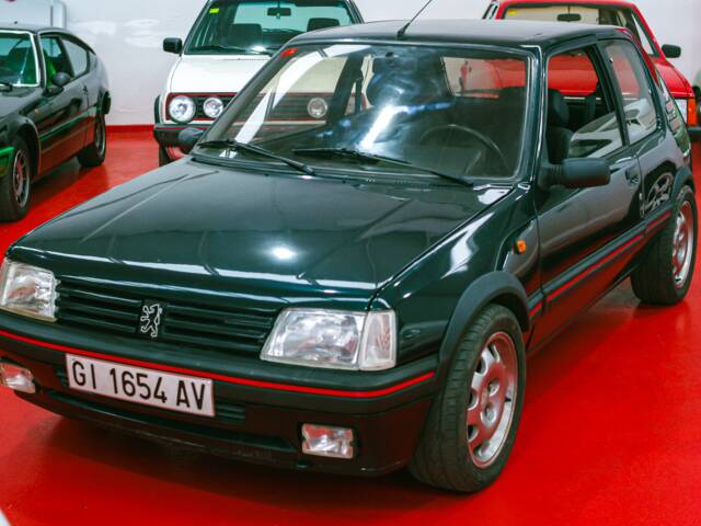 Peugeot 205 GTi 1.9