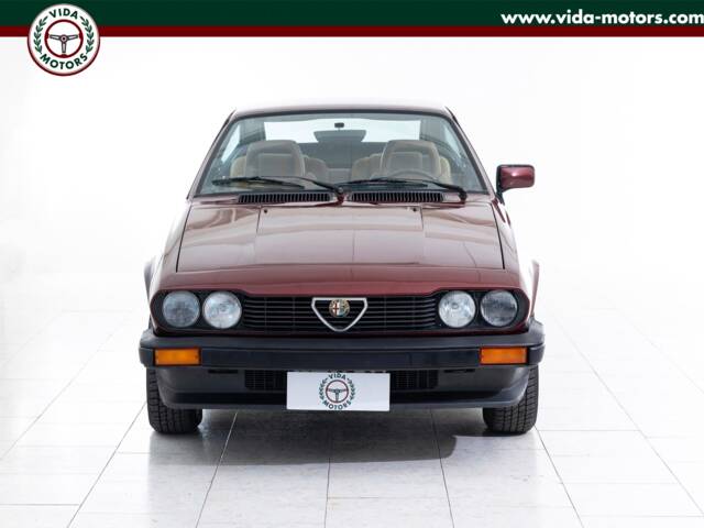 Alfa Romeo GTV 2.0