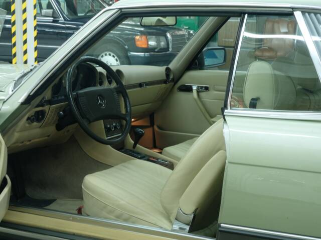Mercedes-Benz 450 SLC 5,0